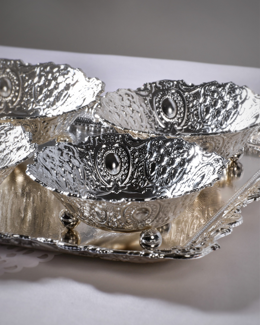 Textured 4 Bowl Tray set